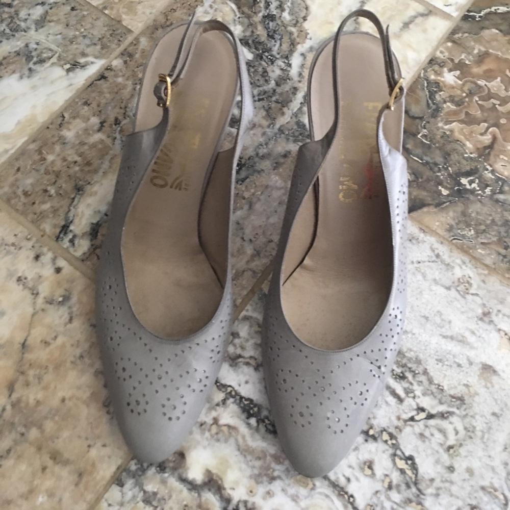 Ferragamo Vintage Slingback’s